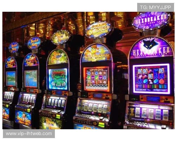 游戏机老虎机照片高清展示,带你领略经典游戏机的魅力与细节 游戏机老虎机照片高清展示,带你领略经典游戏机的魅力与细节